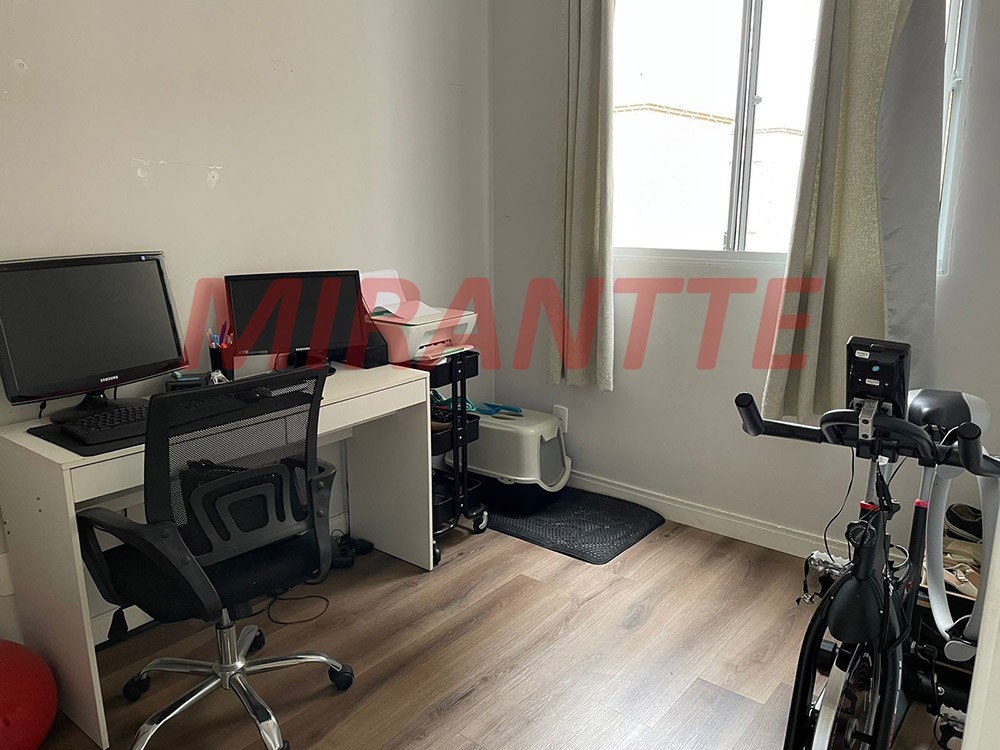 Apartamento de 40m² com 2 quartos em Vila Santos