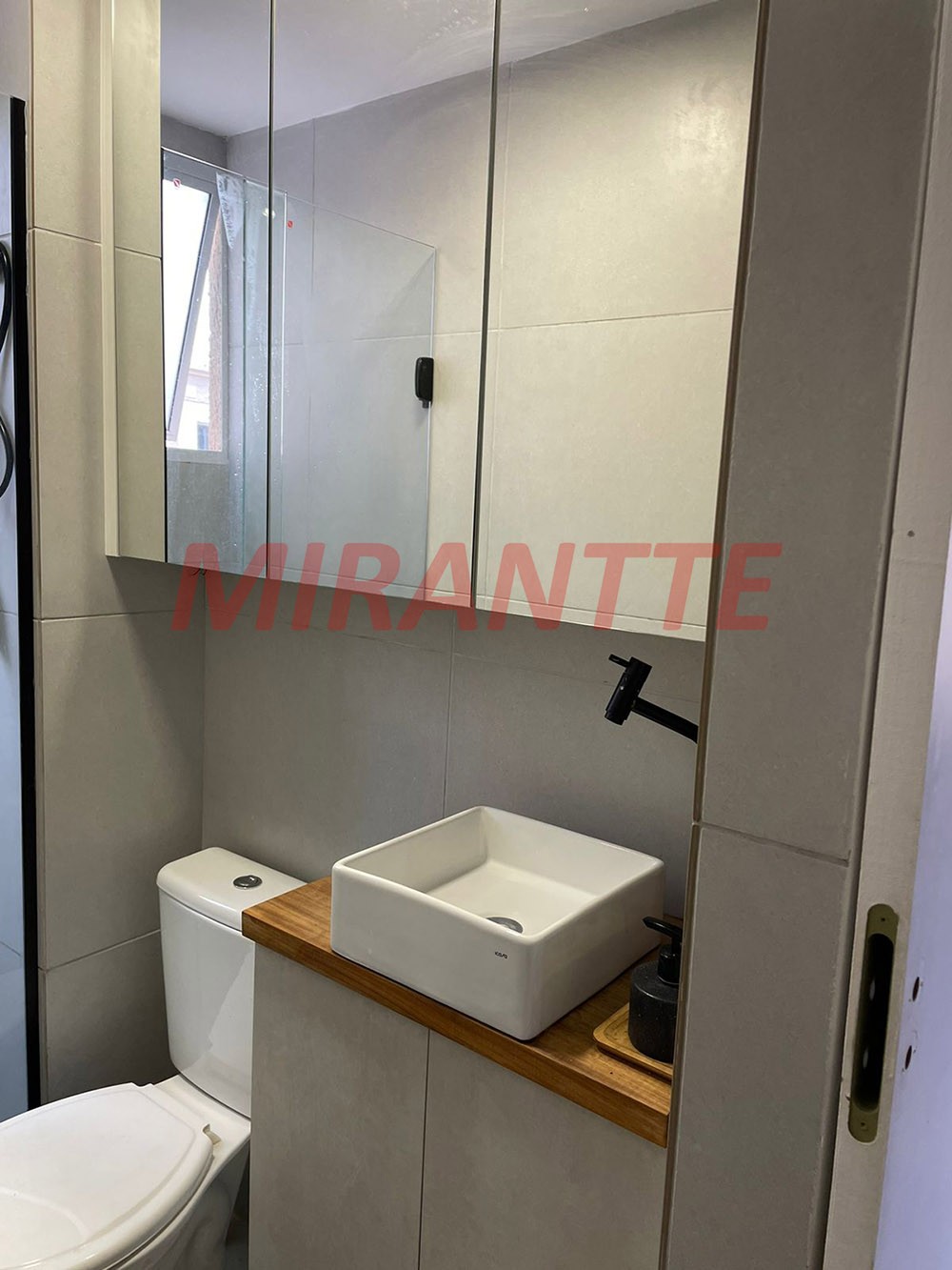 Apartamento de 40m² com 2 quartos em Vila Santos