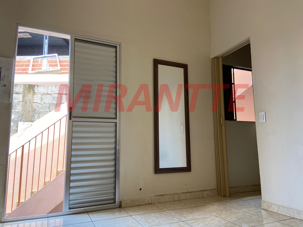 Sobrado de 200m² com 4 quartos em Jardim Elisa Maria