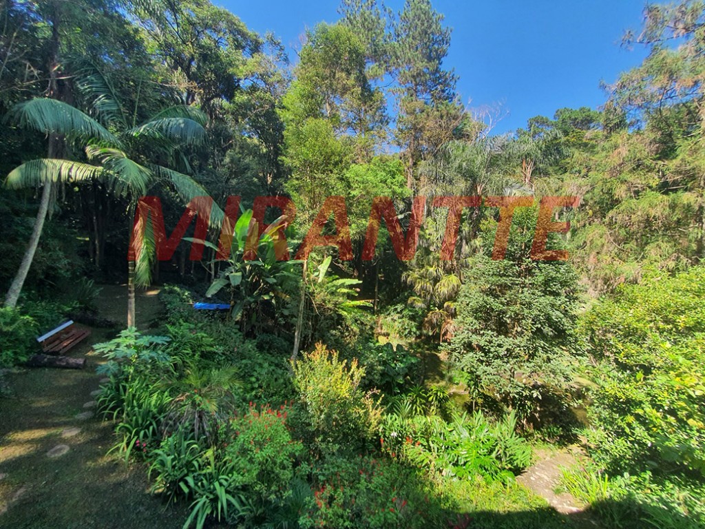ChÁcara de 140m² com 3 quartos em Serra Da Cantareira
