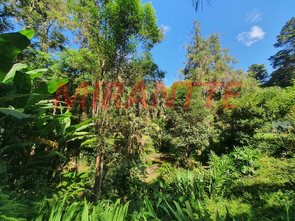 ChÁcara de 140m² com 3 quartos em Serra Da Cantareira