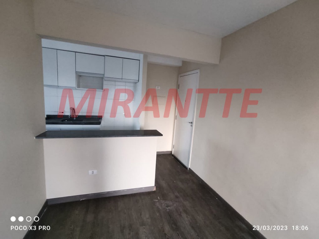 Apartamento de 48m² com 2 quartos em Vila Nova Cachoeirinha