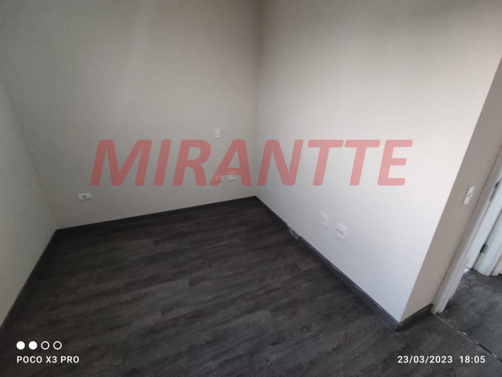 Apartamento de 48m² com 2 quartos em Vila Nova Cachoeirinha