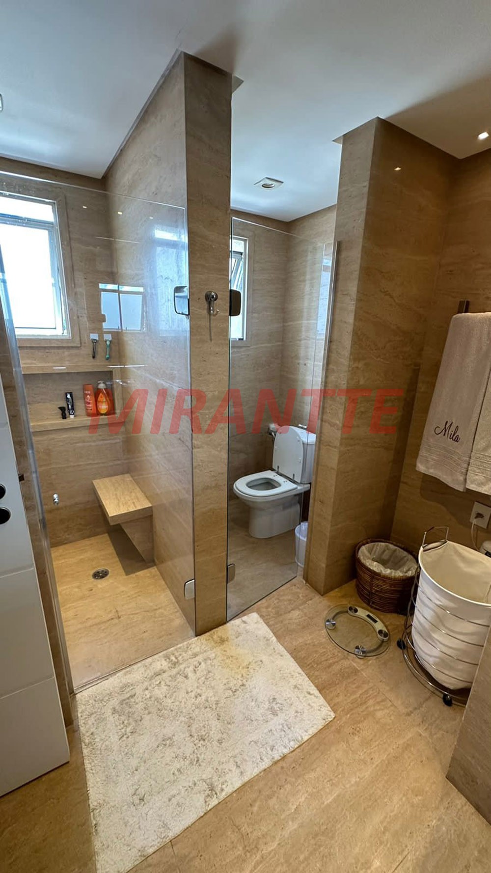 Apartamento de 325m² com 4 quartos em Água Fria