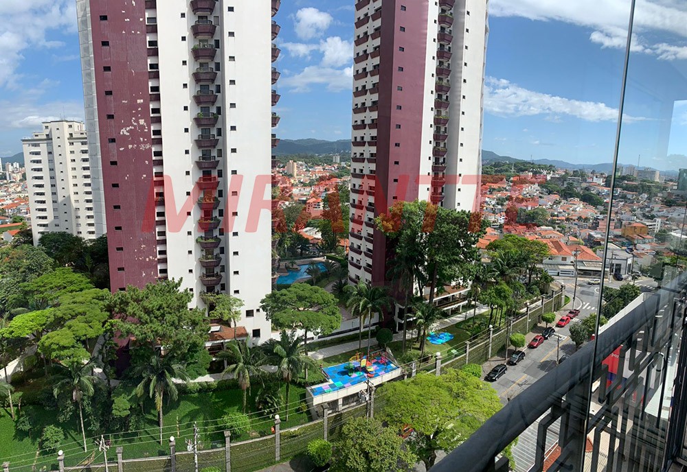 Apartamento de 325m² com 4 quartos em Água Fria