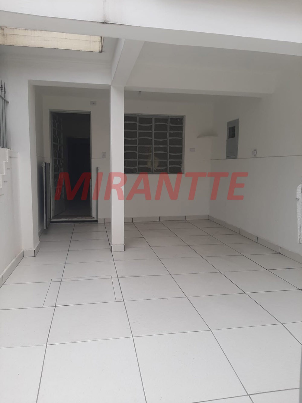 Sobrado de 200m² com 3 quartos em Santana