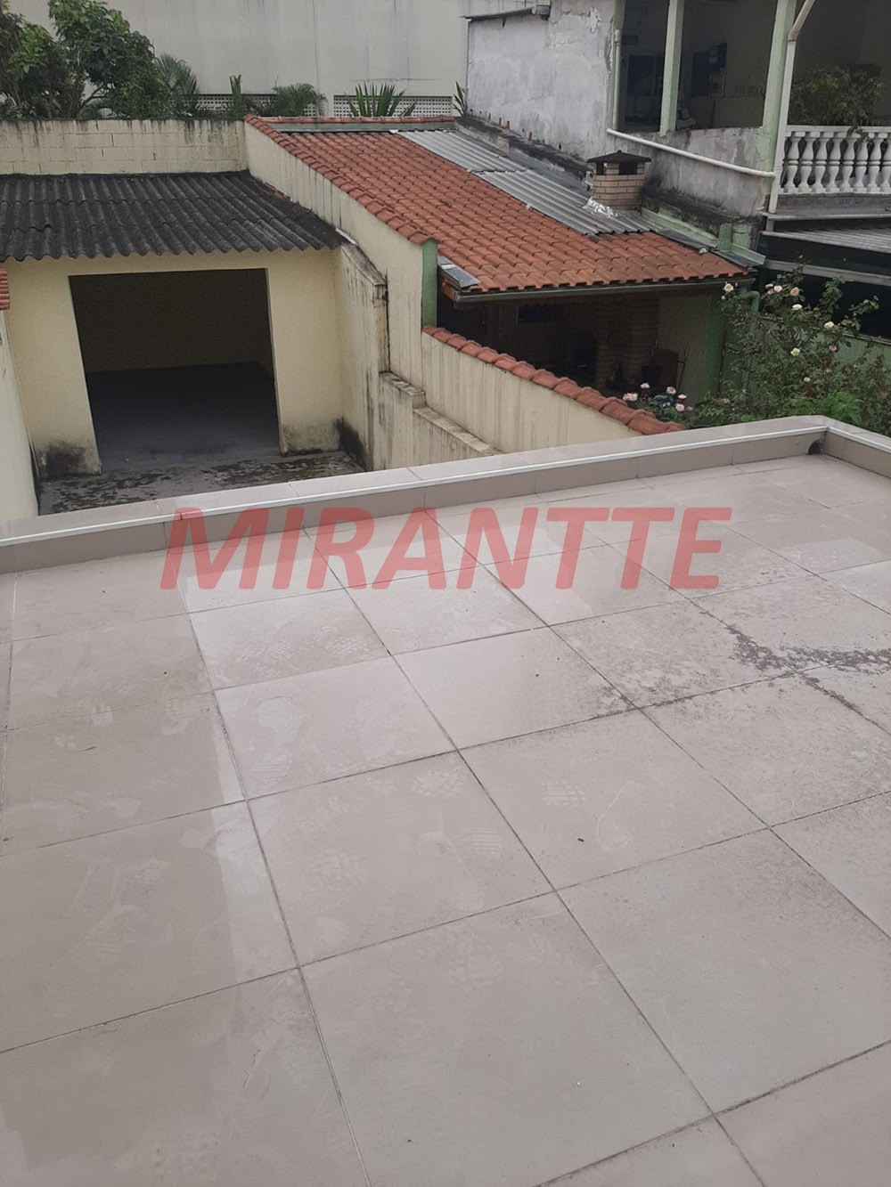 Sobrado de 200m² com 3 quartos em Santana