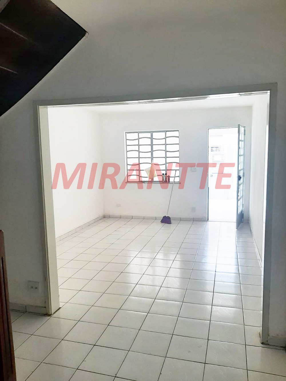 Sobrado de 200m² com 3 quartos em Santana