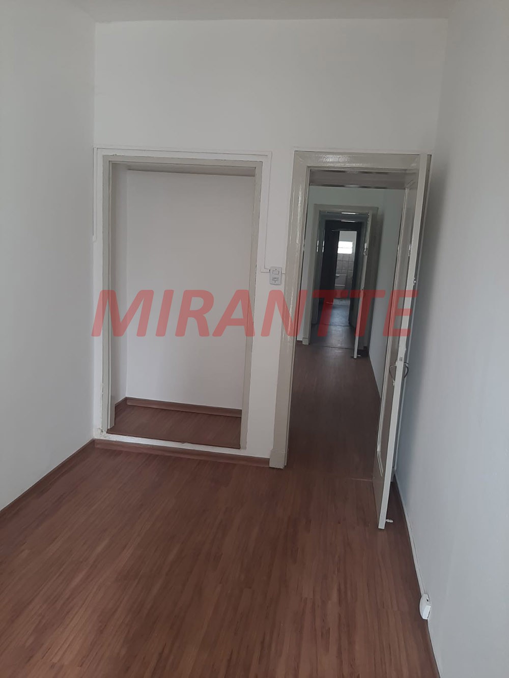 Sobrado de 200m² com 3 quartos em Santana