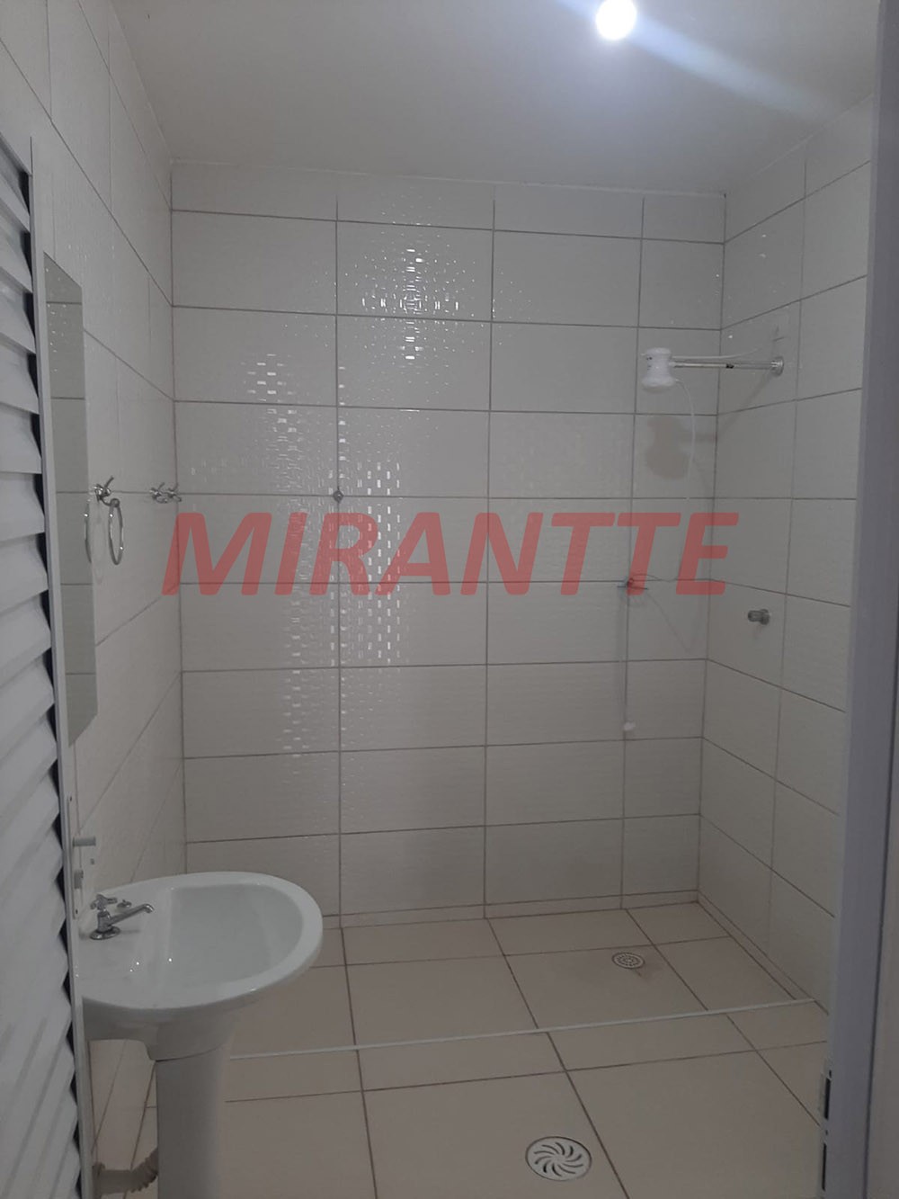 Sobrado de 200m² com 3 quartos em Santana