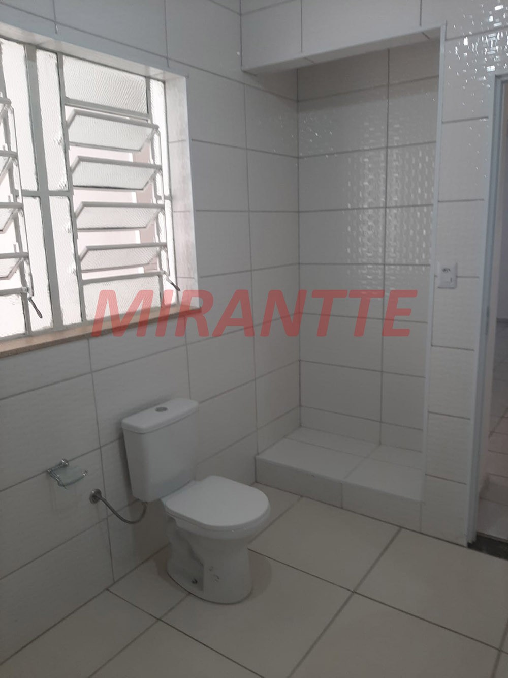 Sobrado de 200m² com 3 quartos em Santana