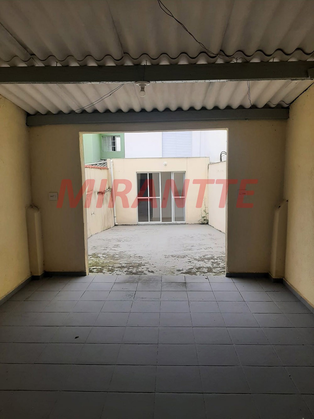 Sobrado de 200m² com 3 quartos em Santana
