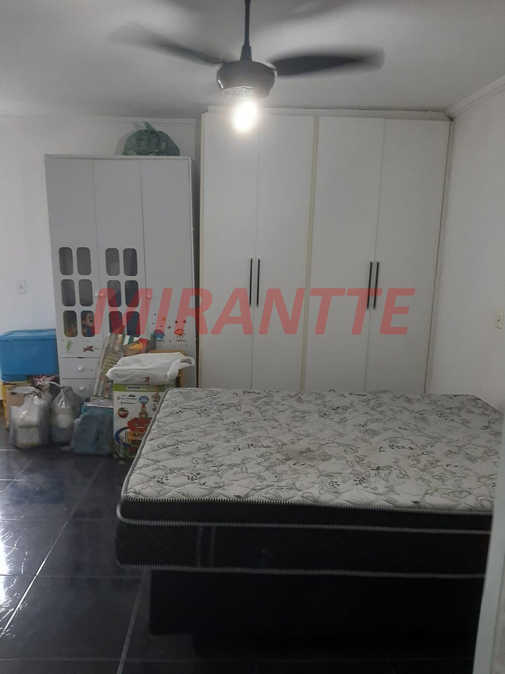 Sobrado de 120m² com 3 quartos em Vila Mazzei