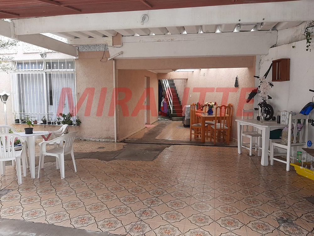 Sobrado de 120m² com 3 quartos em Vila Mazzei