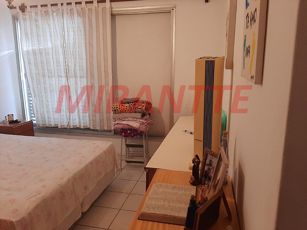 Sobrado de 120m² com 3 quartos em Vila Mazzei