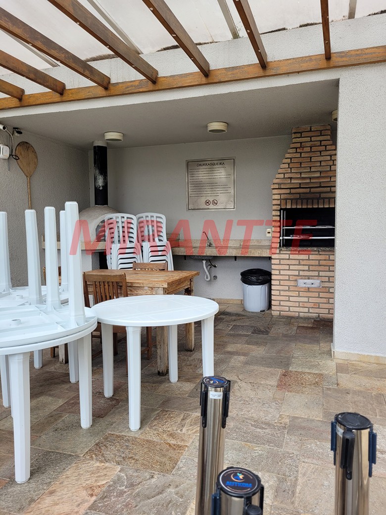 Apartamento de 79m² com 2 quartos em Centro