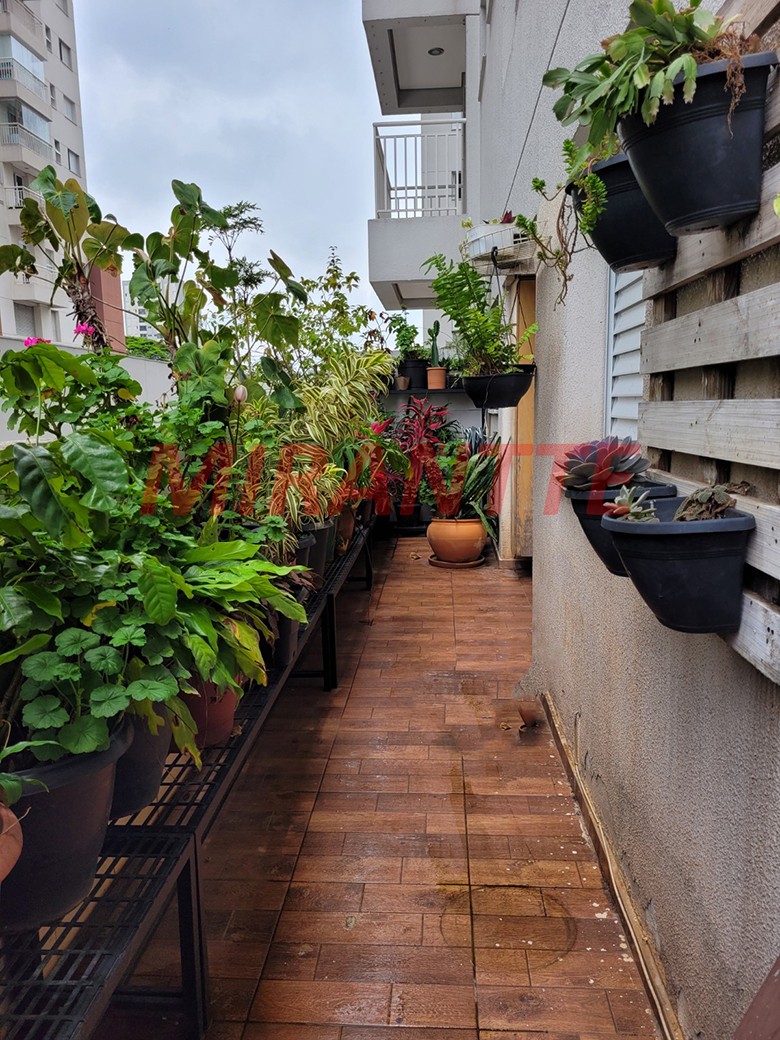 Apartamento de 79m² com 2 quartos em Centro