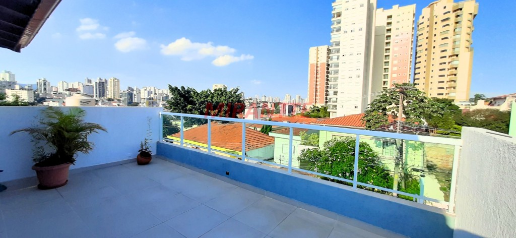 Sobrado de 250m² com 3 quartos em Jardim São Paulo