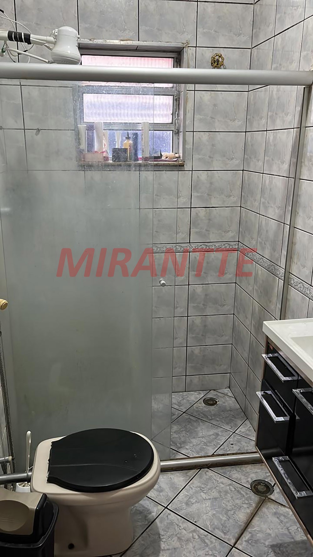 Sobrado de 156m² com 3 quartos em Jardim Peri