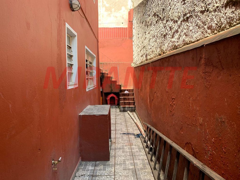 Sobrado de 156m² com 3 quartos em Jardim Peri