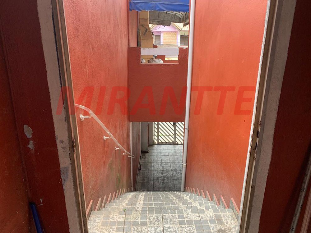 Sobrado de 156m² com 3 quartos em Jardim Peri