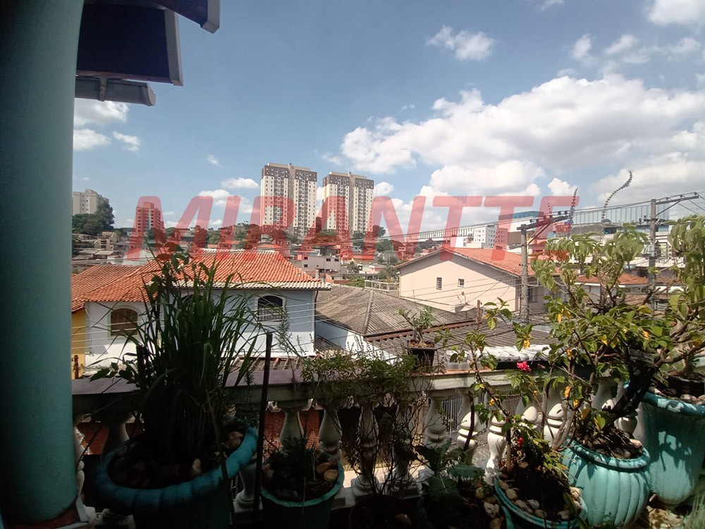 Sobrado de 180m² com 4 quartos em Vila Continental