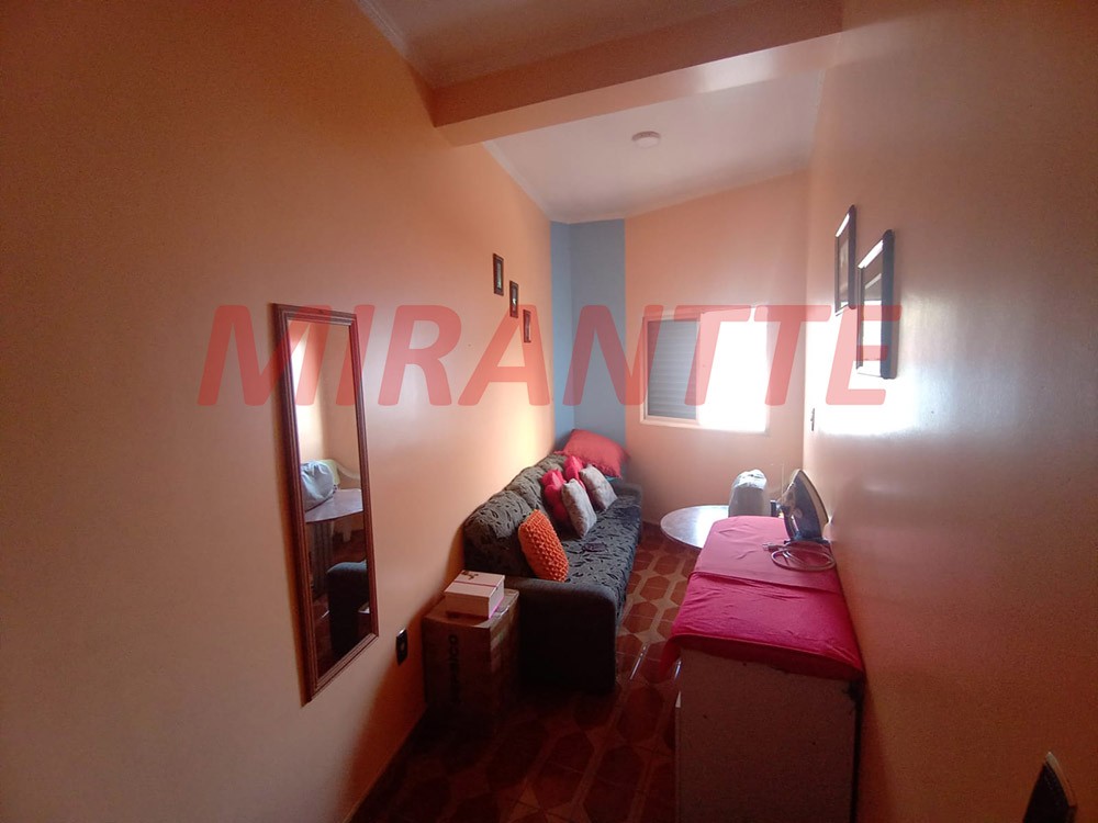 Sobrado de 180m² com 4 quartos em Vila Continental