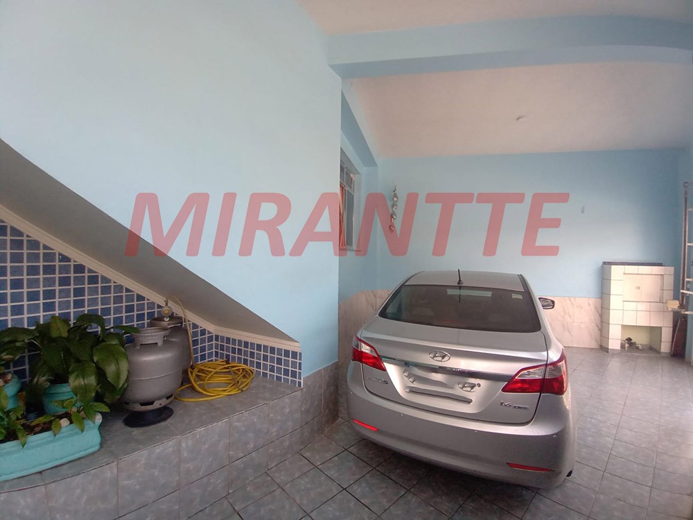 Sobrado de 180m² com 4 quartos em Vila Continental