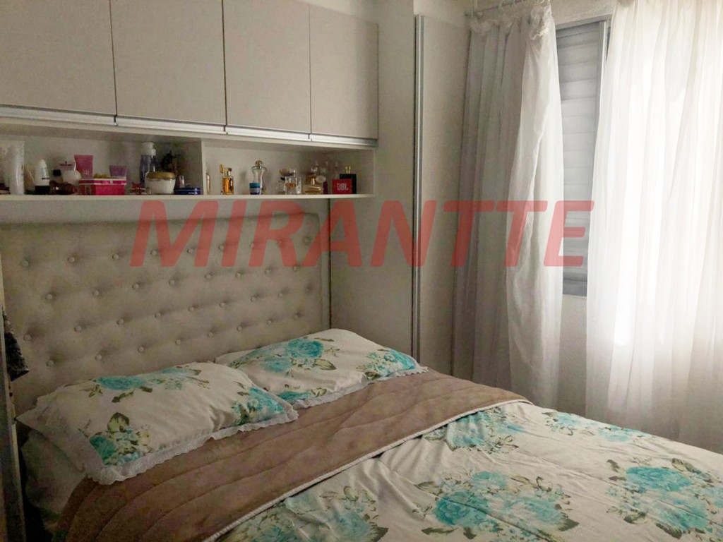Apartamento de 42m² com 2 quartos em Água Chata