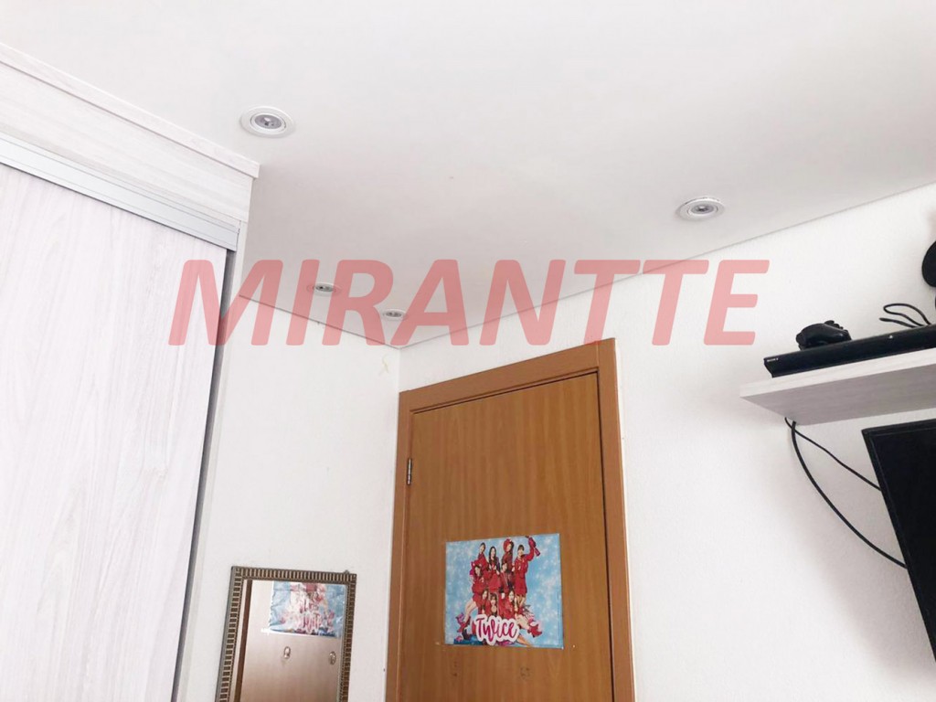 Apartamento de 42m² com 2 quartos em Água Chata