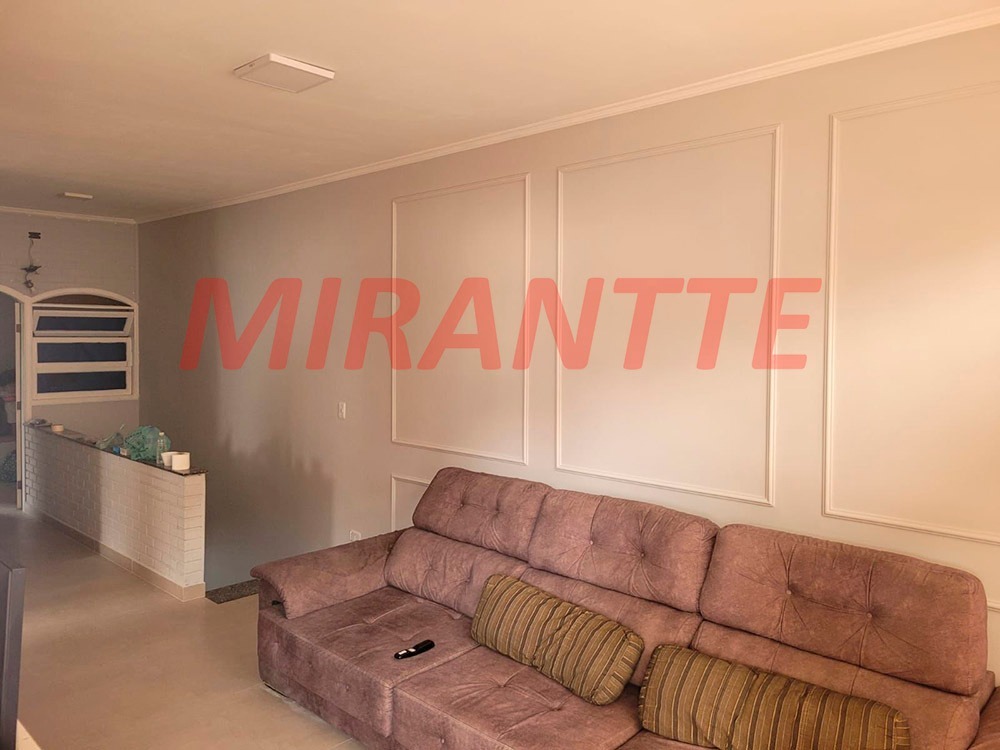 Sobrado de 191m² com 3 quartos em Vila Pauliceia