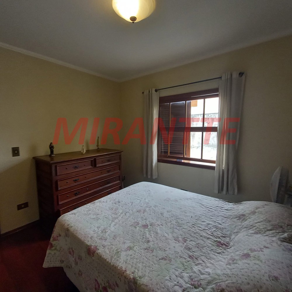 Sobrado de 255m² com 3 quartos em Tucuruvi