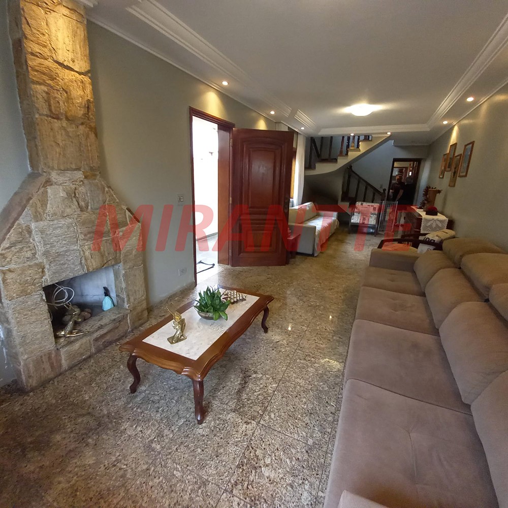 Sobrado de 255m² com 3 quartos em Tucuruvi