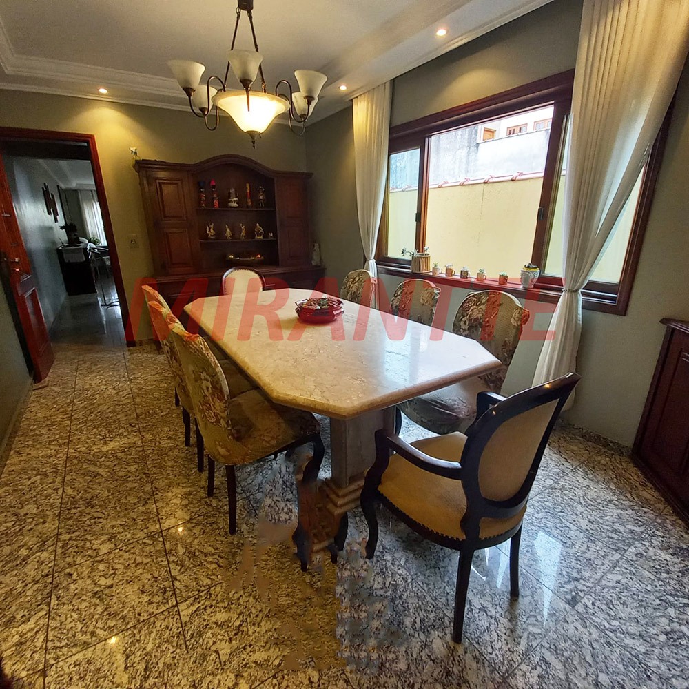 Sobrado de 255m² com 3 quartos em Tucuruvi