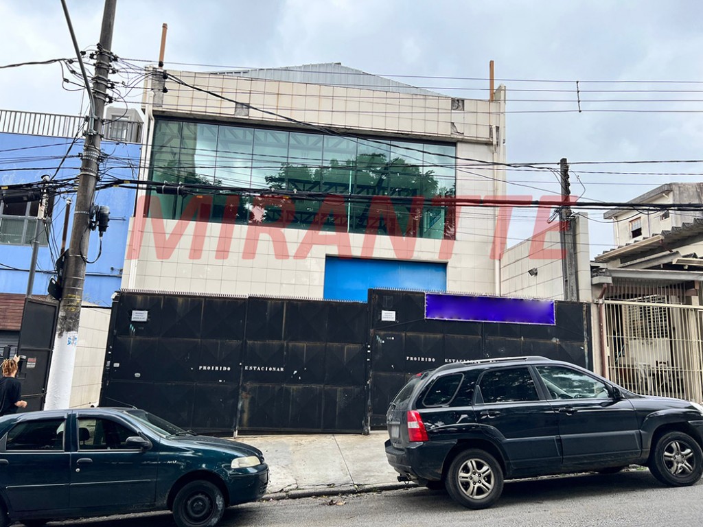 Comercial de 1300m² em Casa Verde