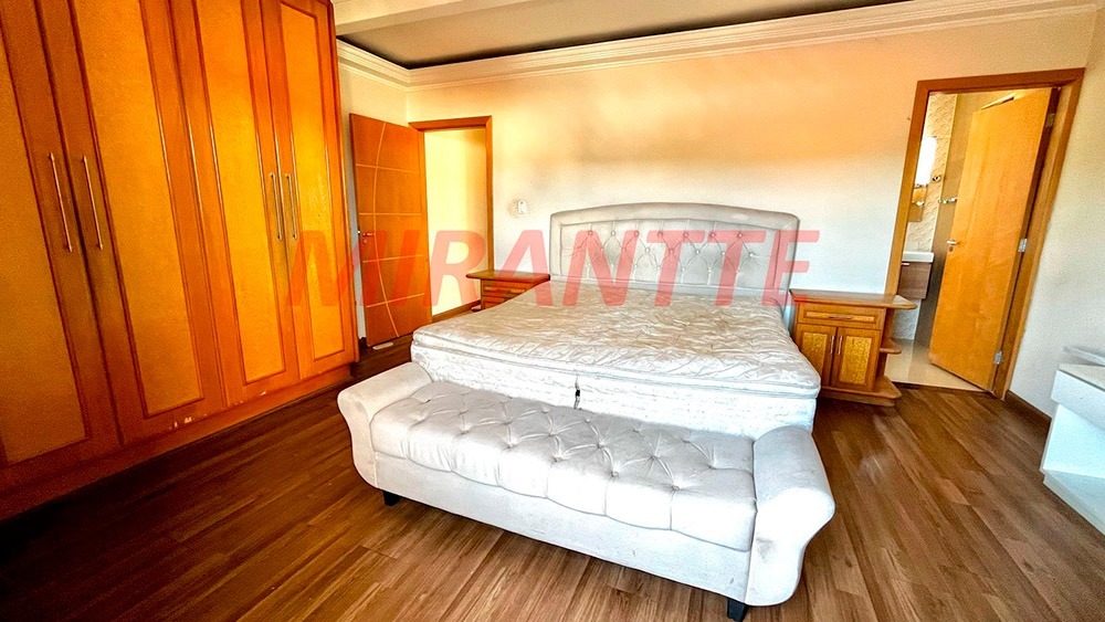 Sobrado de 200m² com 3 quartos em Tremembe