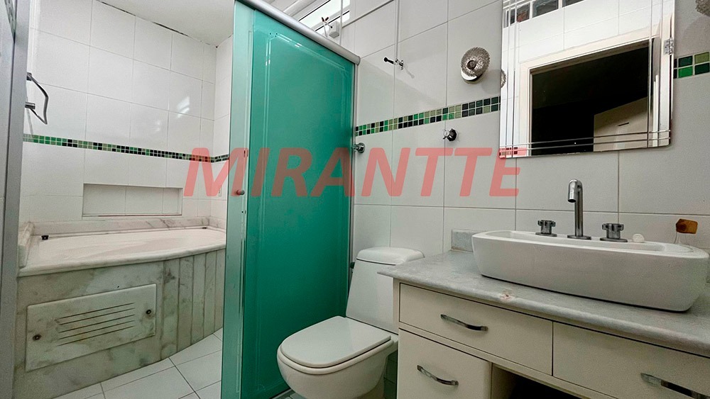 Sobrado de 200m² com 3 quartos em Tremembe