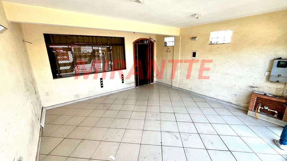 Sobrado de 200m² com 3 quartos em Tremembe
