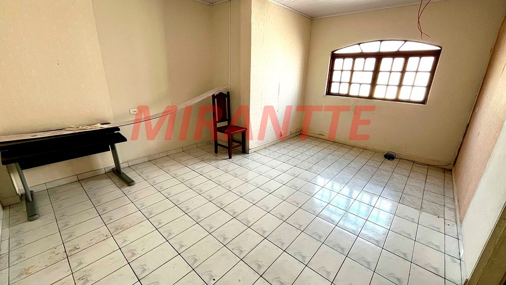 Sobrado de 200m² com 3 quartos em Tremembe