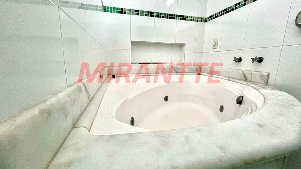 Sobrado de 200m² com 3 quartos em Tremembe