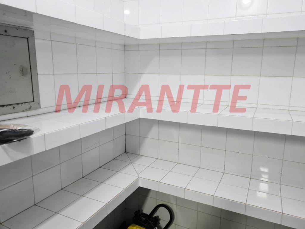 Sobrado com 3 quartos em Vila Tibagi