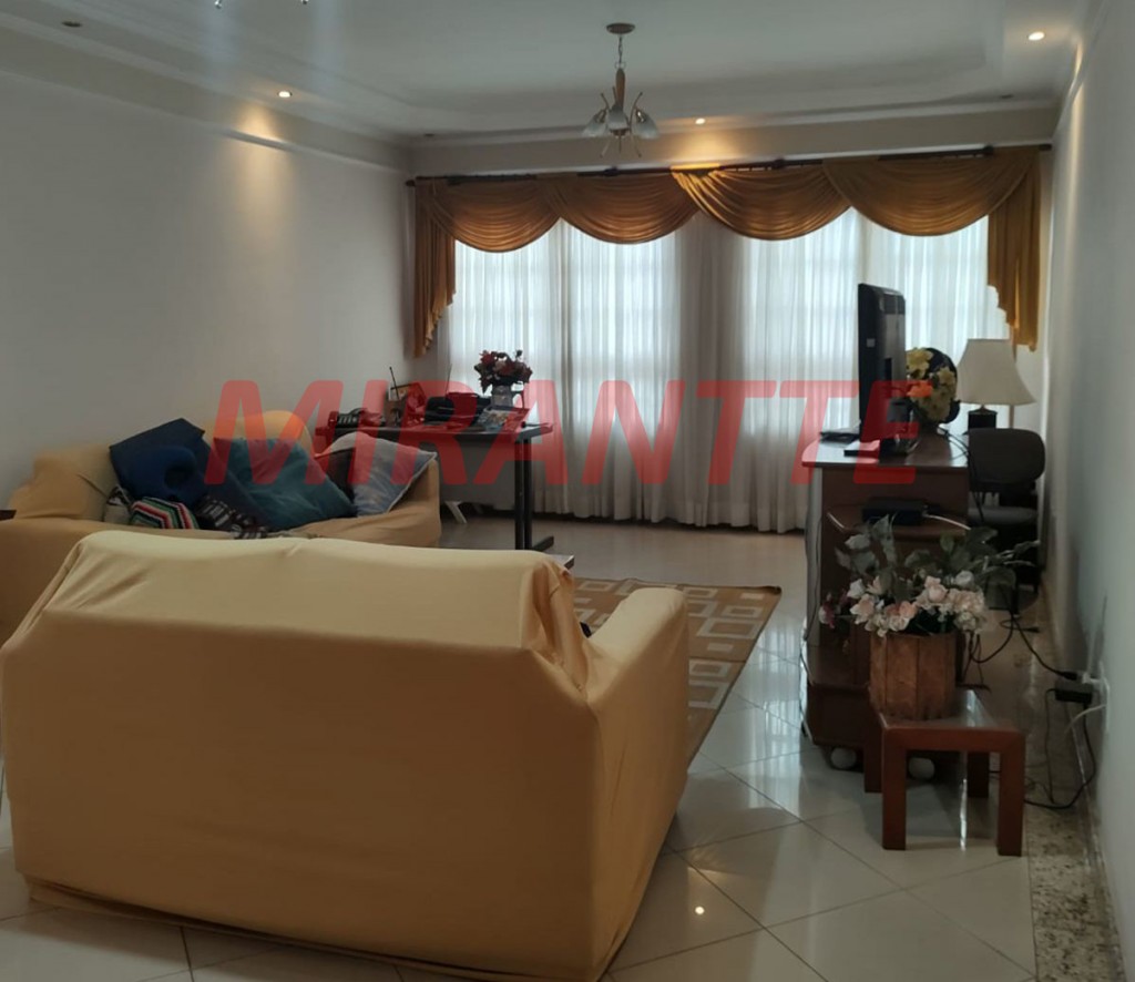 Sobrado de 246m² com 3 quartos em Tucuruvi