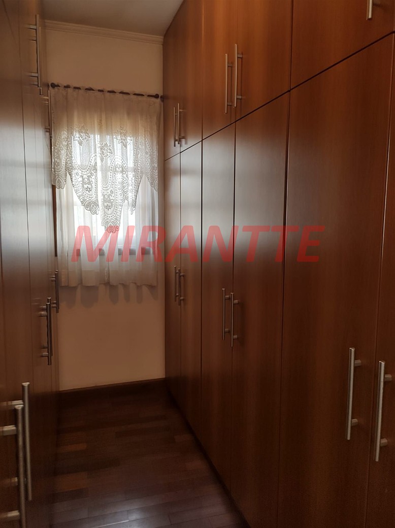 Sobrado de 246m² com 3 quartos em Tucuruvi