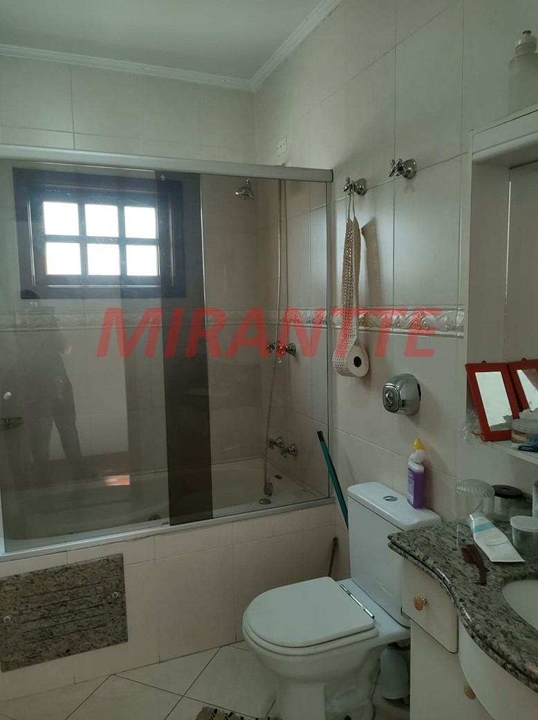 Sobrado de 246m² com 3 quartos em Tucuruvi