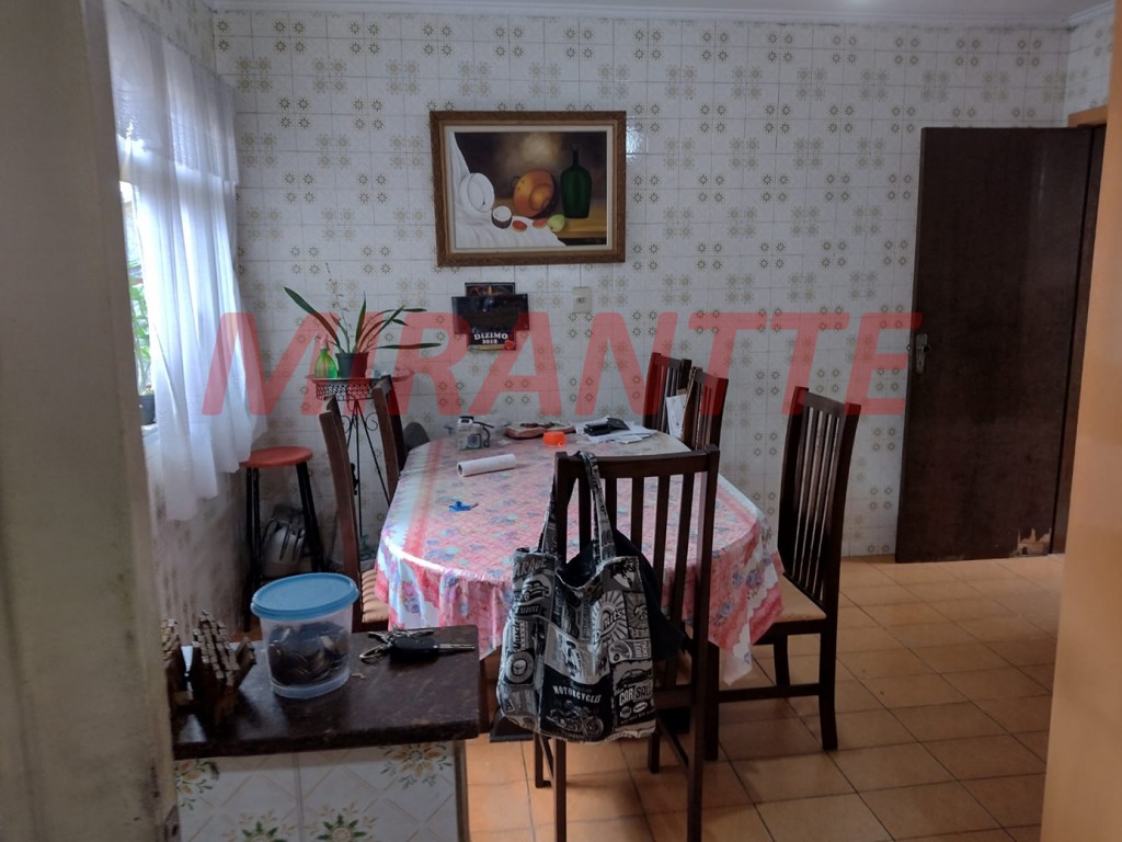 Casa terrea de 200m² com 8 quartos em Vila Amalia