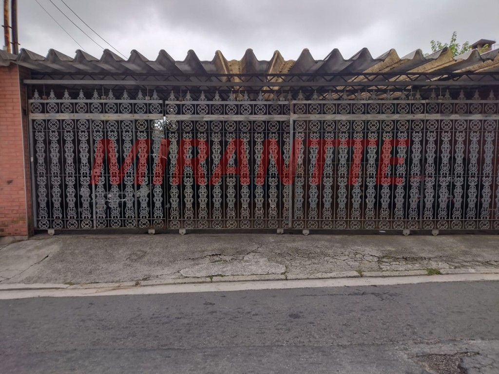 Casa terrea de 200m² com 8 quartos em Vila Amalia