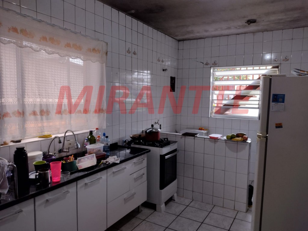 Casa terrea de 200m² com 8 quartos em Vila Amalia