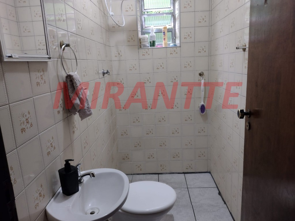 Casa terrea de 200m² com 8 quartos em Vila Amalia