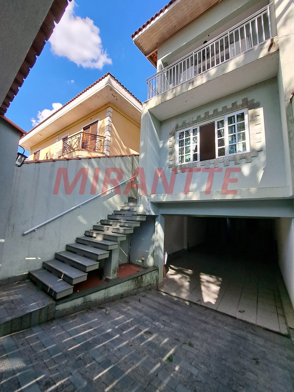 Sobrado de 210m² com 3 quartos em Vila Nova Mazzei