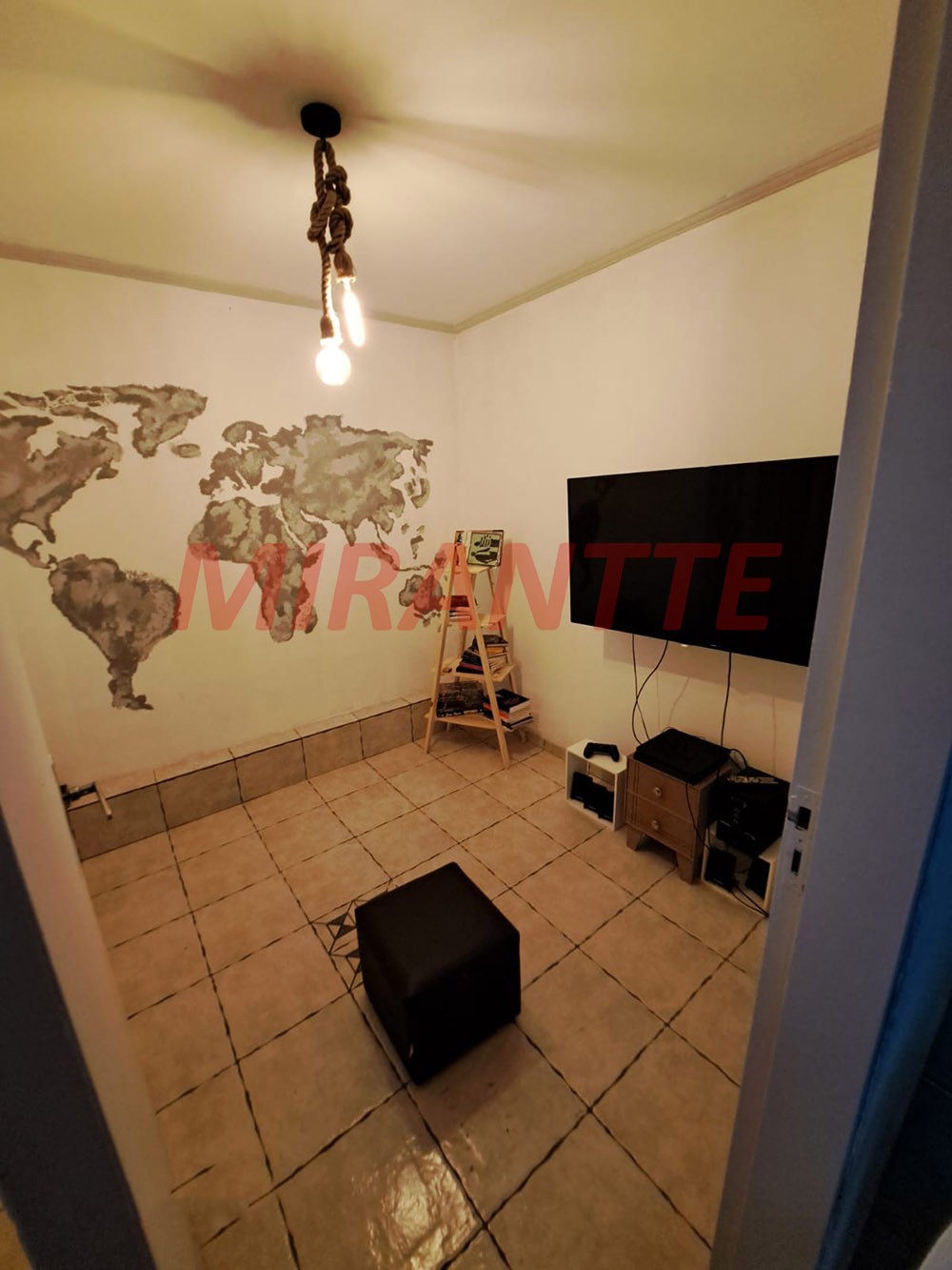 Sobrado de 210m² com 3 quartos em Vila Nova Mazzei
